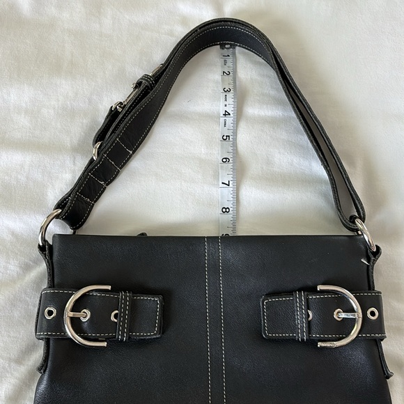 Coach Leather Buckle Shoulder Bag EUC Black - Picture 12 of 16